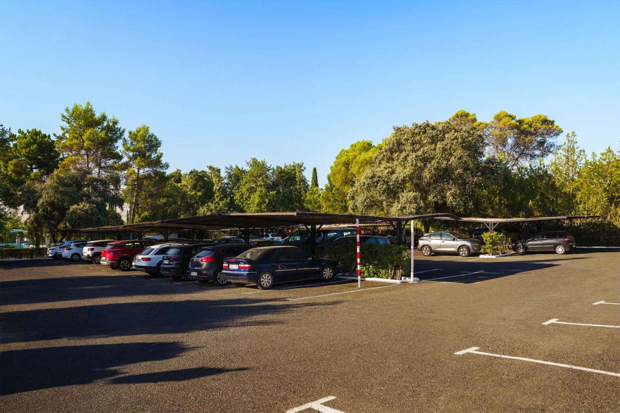 Crisol Jardines De Cordoba Hotel Exterior photo