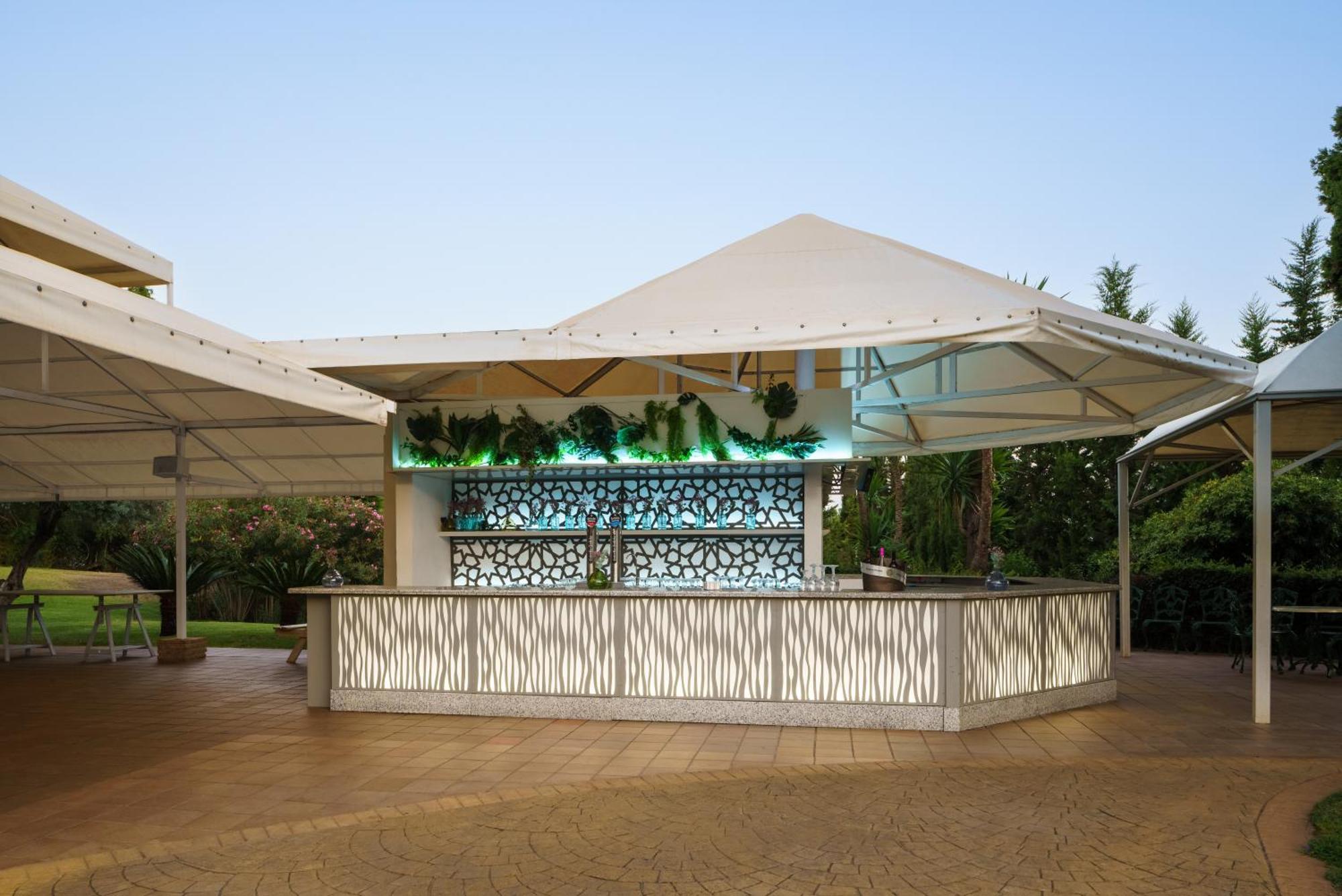 Crisol Jardines De Cordoba Hotel Exterior photo