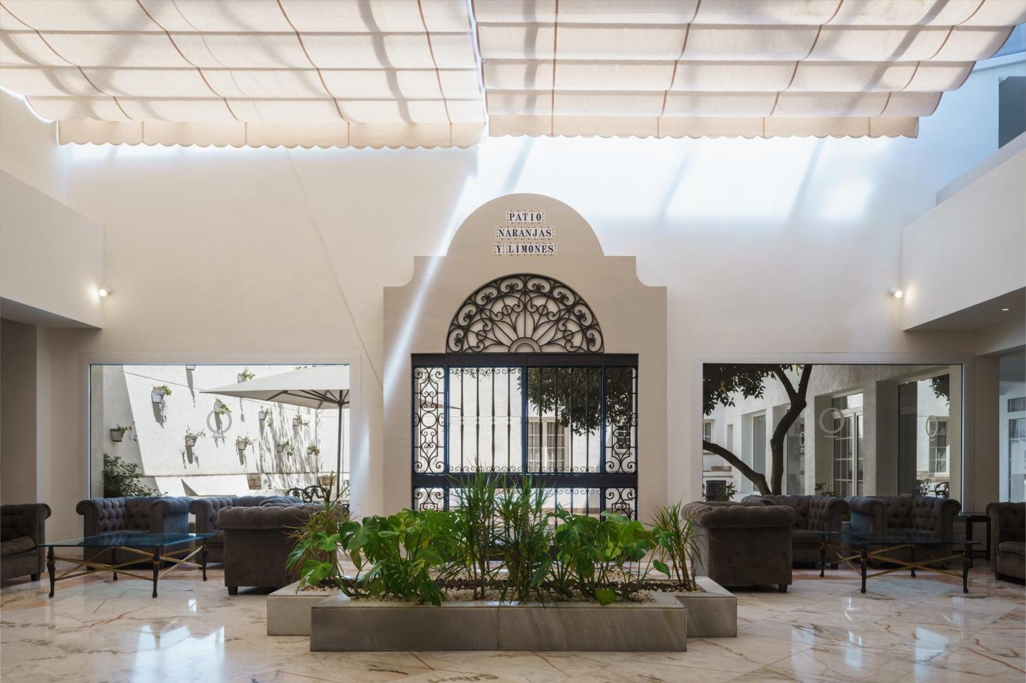Crisol Jardines De Cordoba Hotel Exterior photo